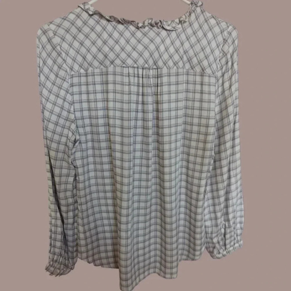 Talbots plaid top balloon sleeves buttons down  size Medium petite - Picture 2 of 8